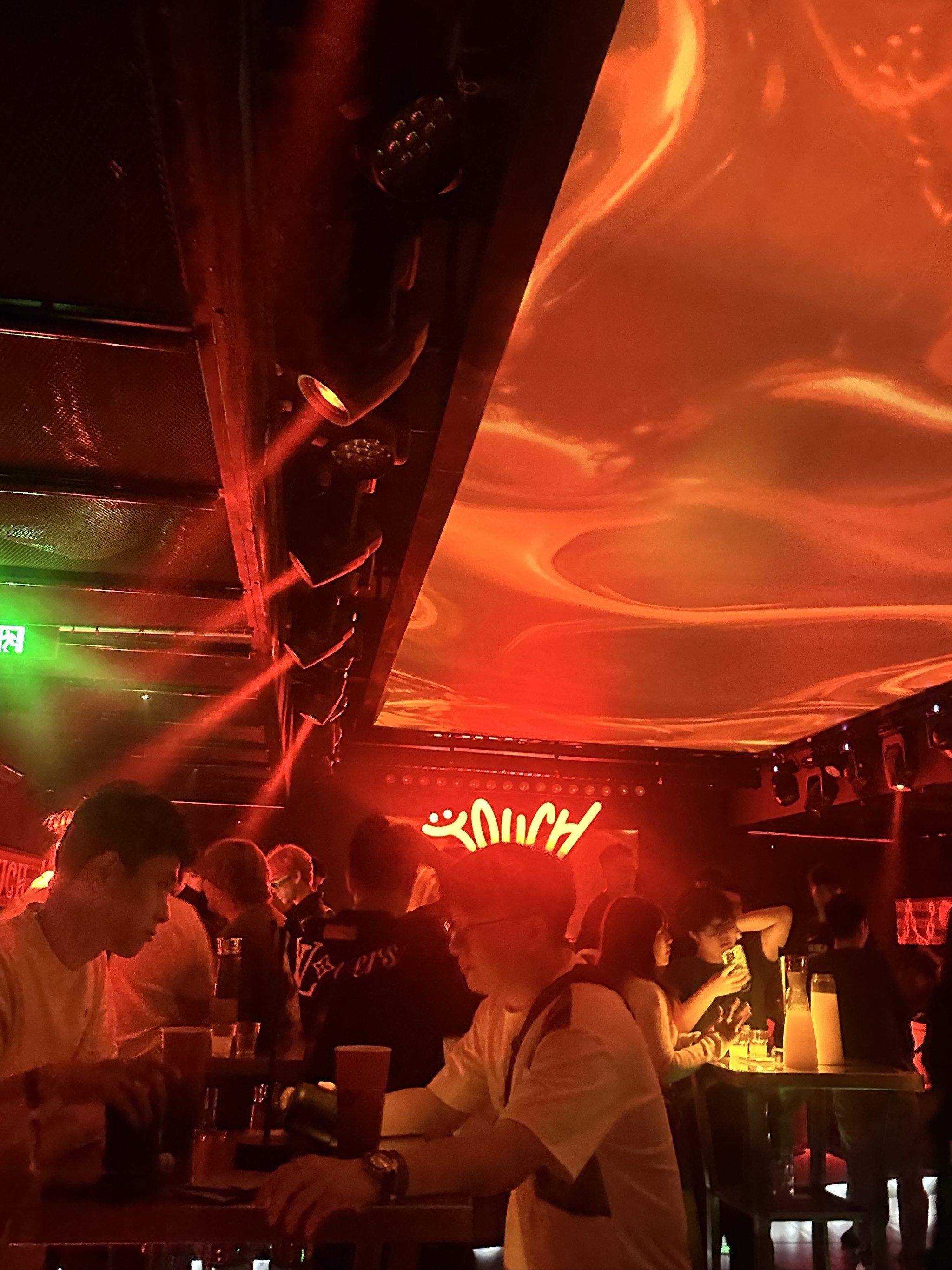 汕头商务ktv低端场特惠活动-龙湖区ktv预定